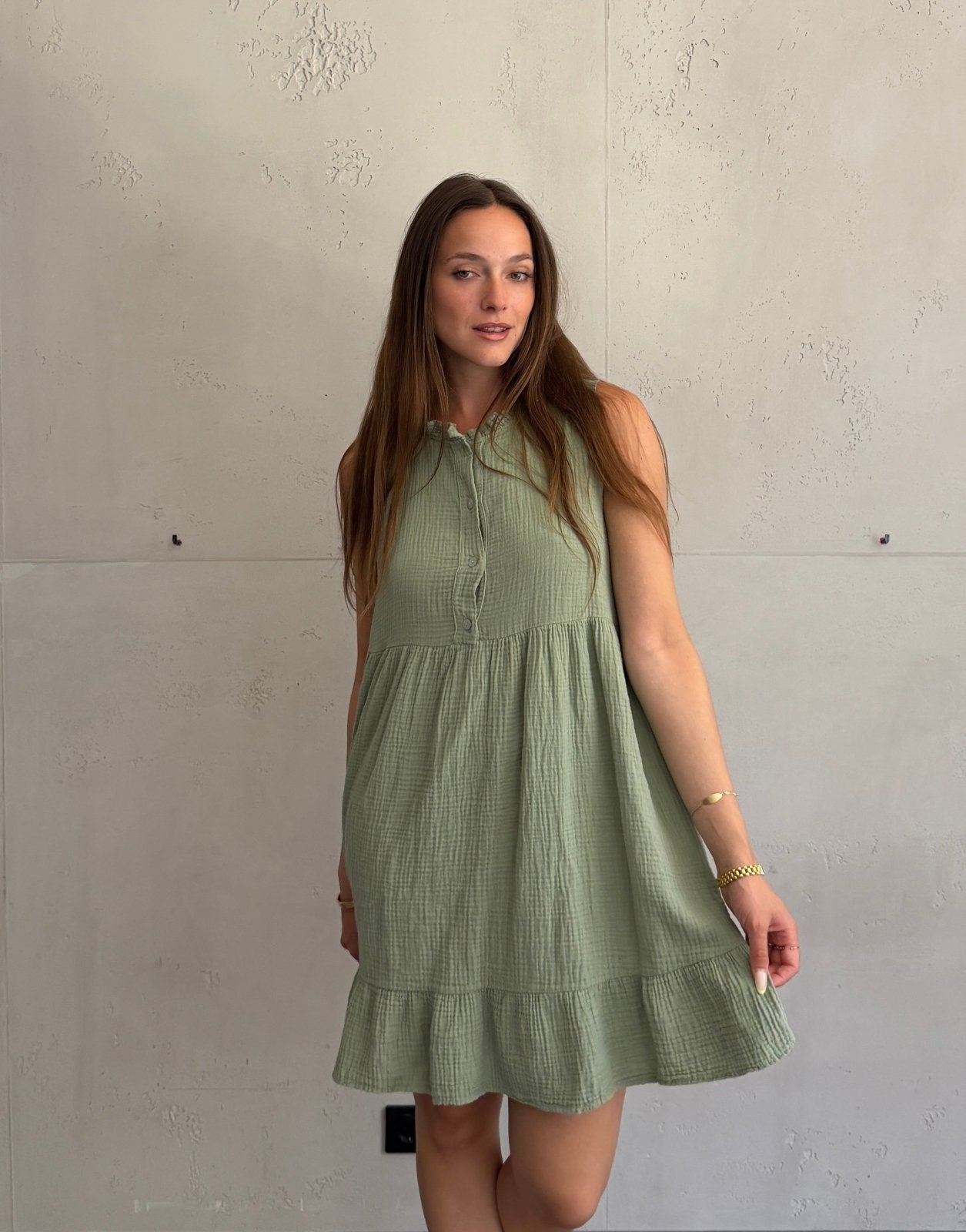 Musselin Minikleid mit Rüschenkragen – Ärmellos, Uni - Switch-Fashion