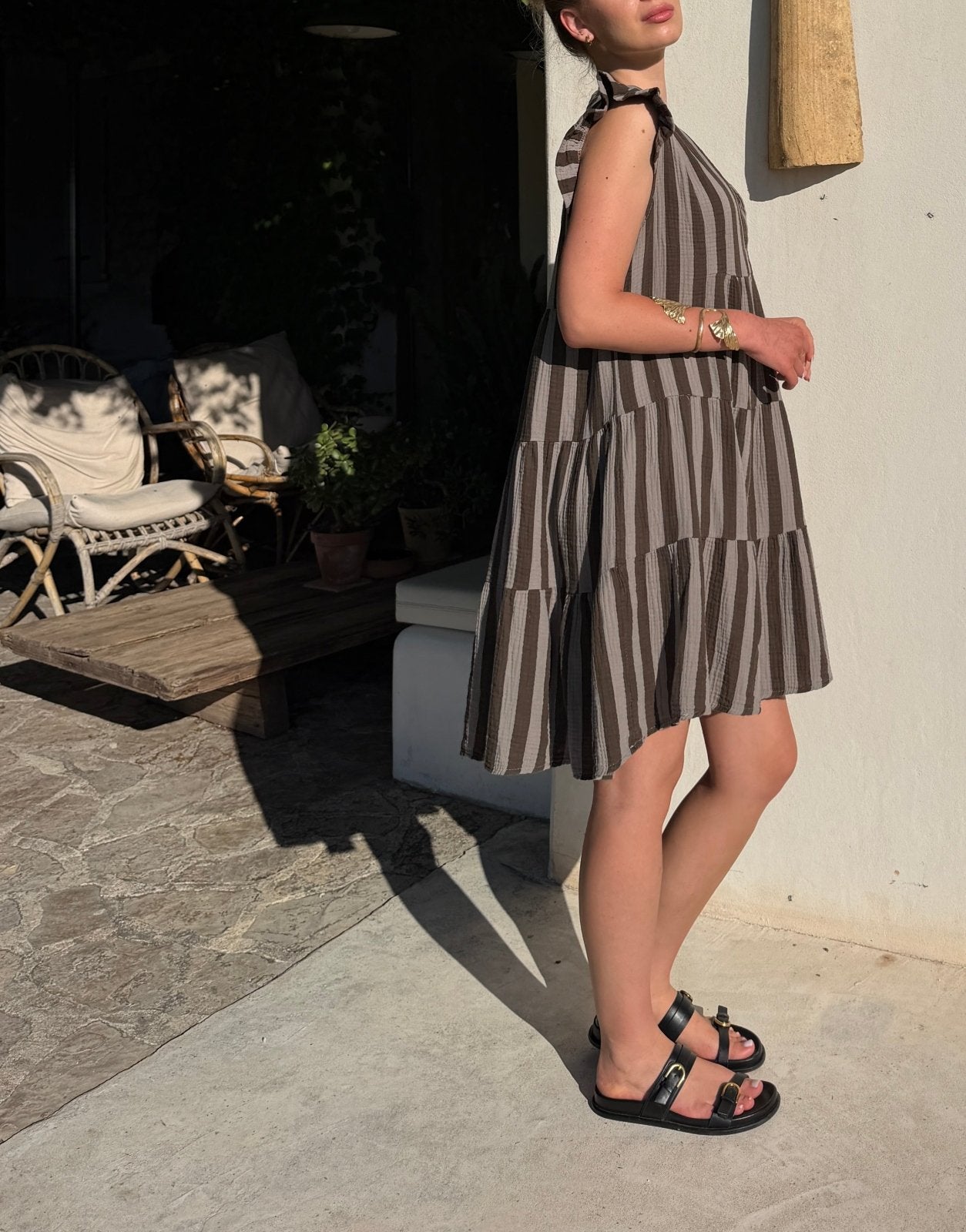 Musselin Minikleid mit Streifen & Rüschenärmel – 100% Baumwolle - Switch-Fashion