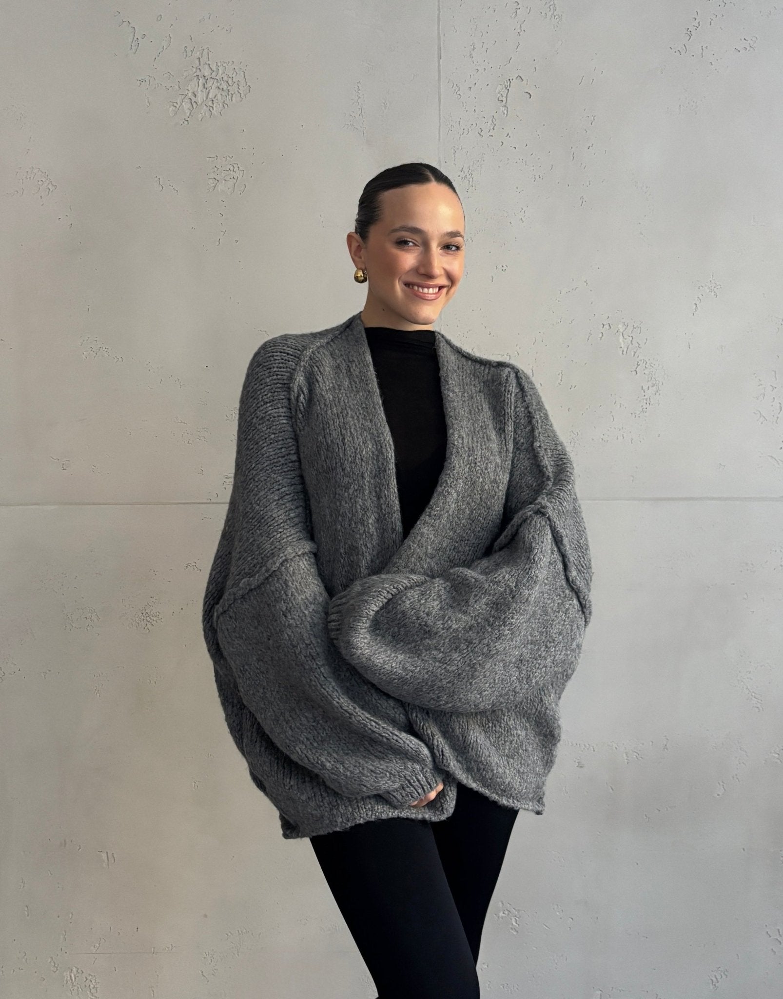 Oversize Strickjacke mit Außennaht - Switch - Fashion