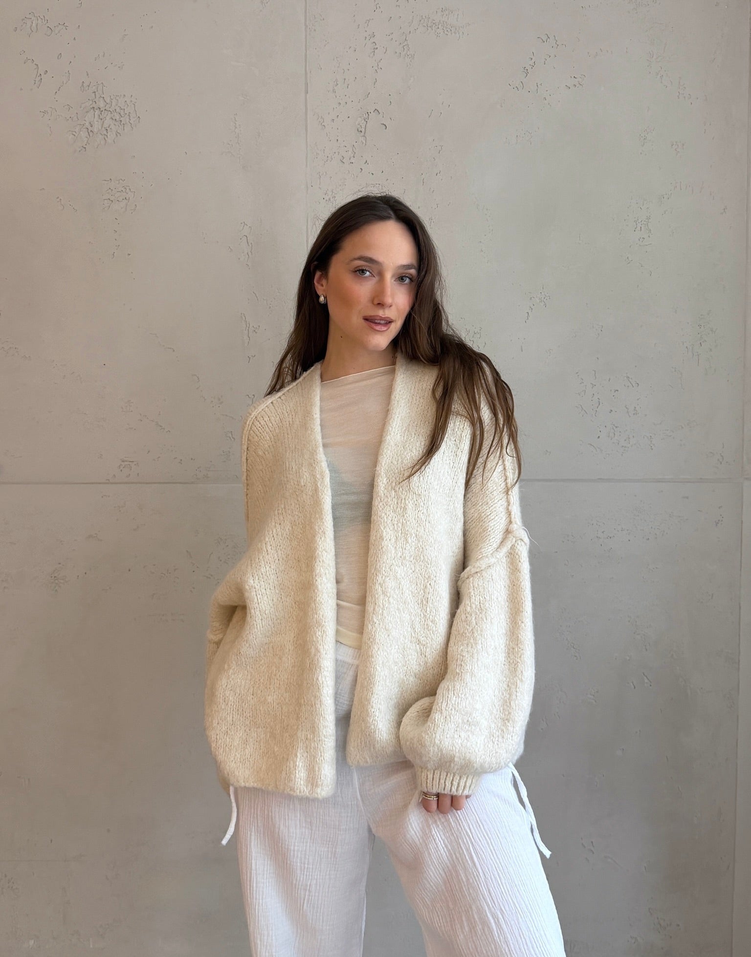 Oversize Strickjacke mit Außennaht - Switch - Fashion