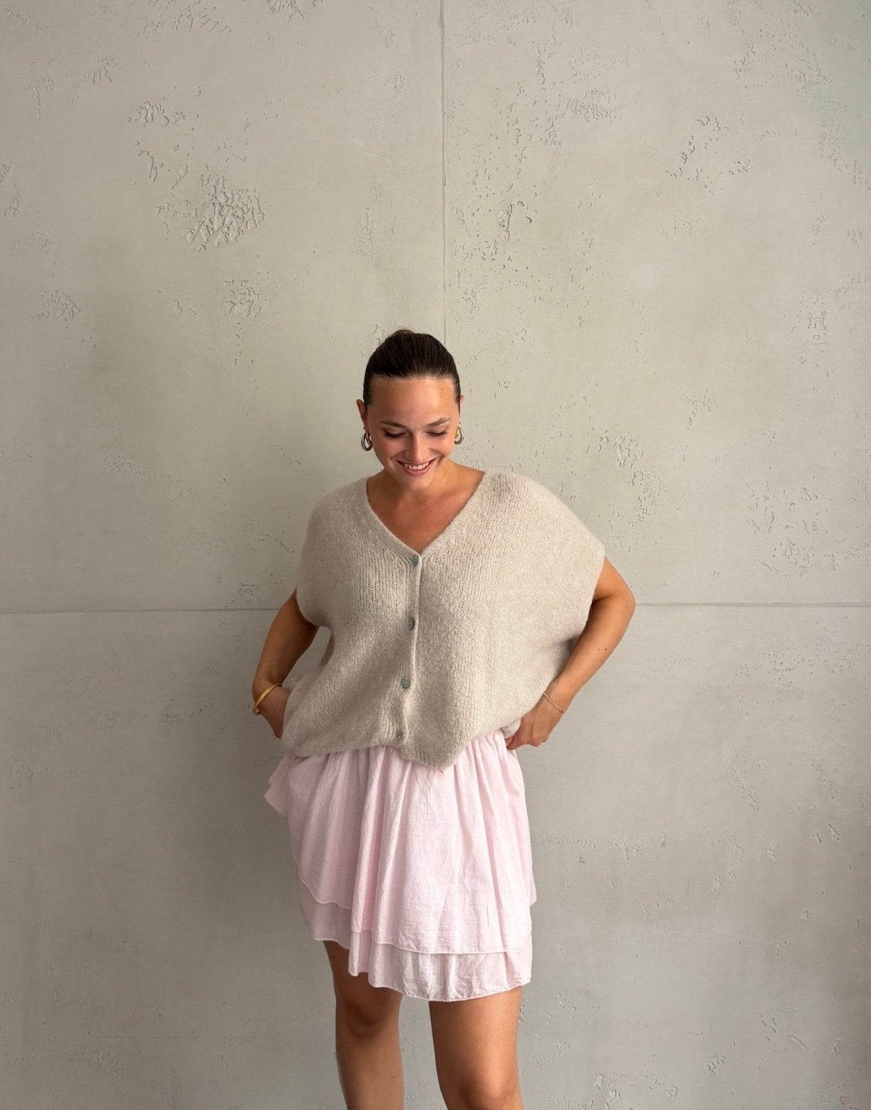 Oversized Pullunder mit Knopfleiste und V-Ausschnitt in Mohair - Switch-Fashion