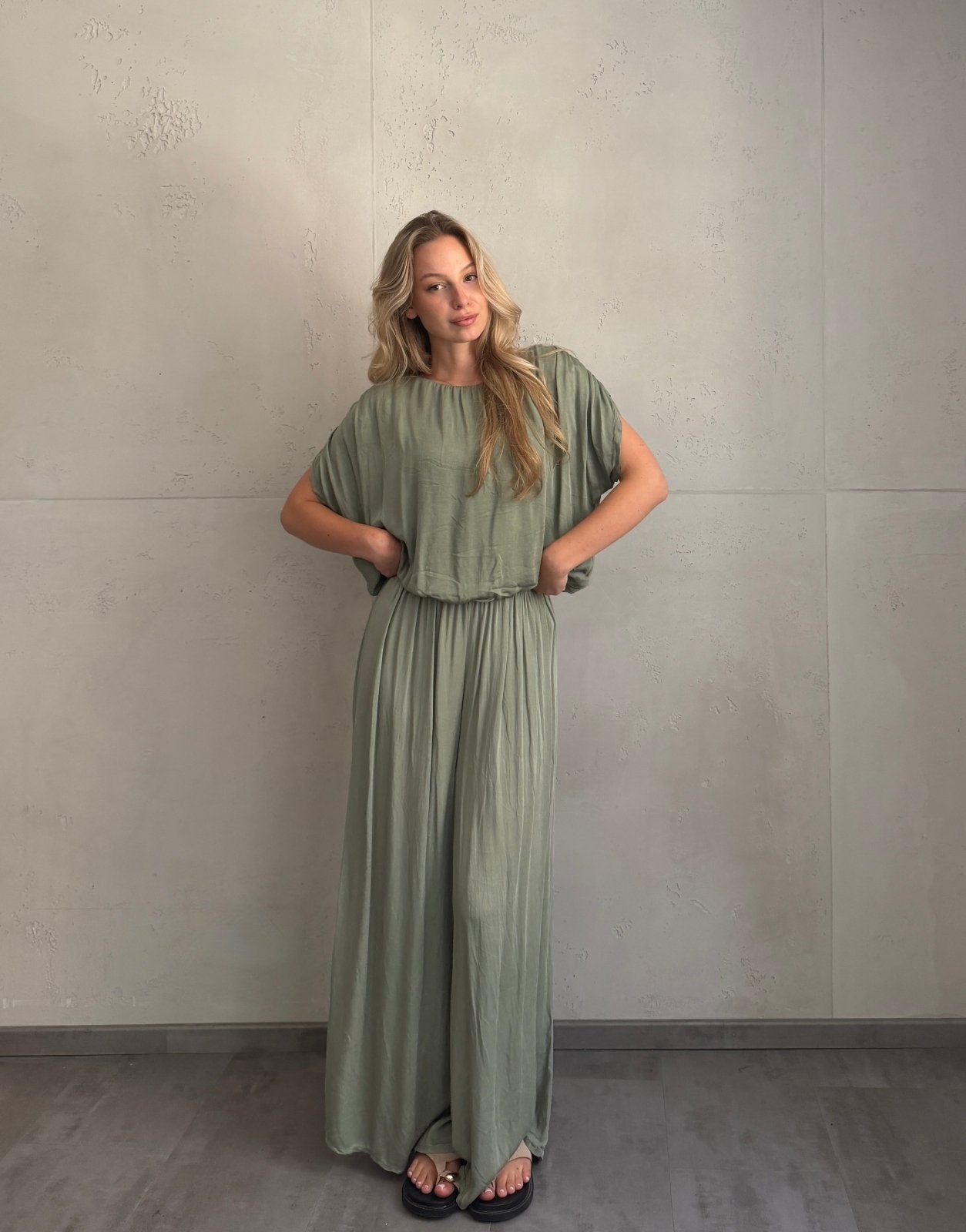 Silky Set – Oversize Shirt & Wide Leg Pants aus Viskose - Switch-Fashion