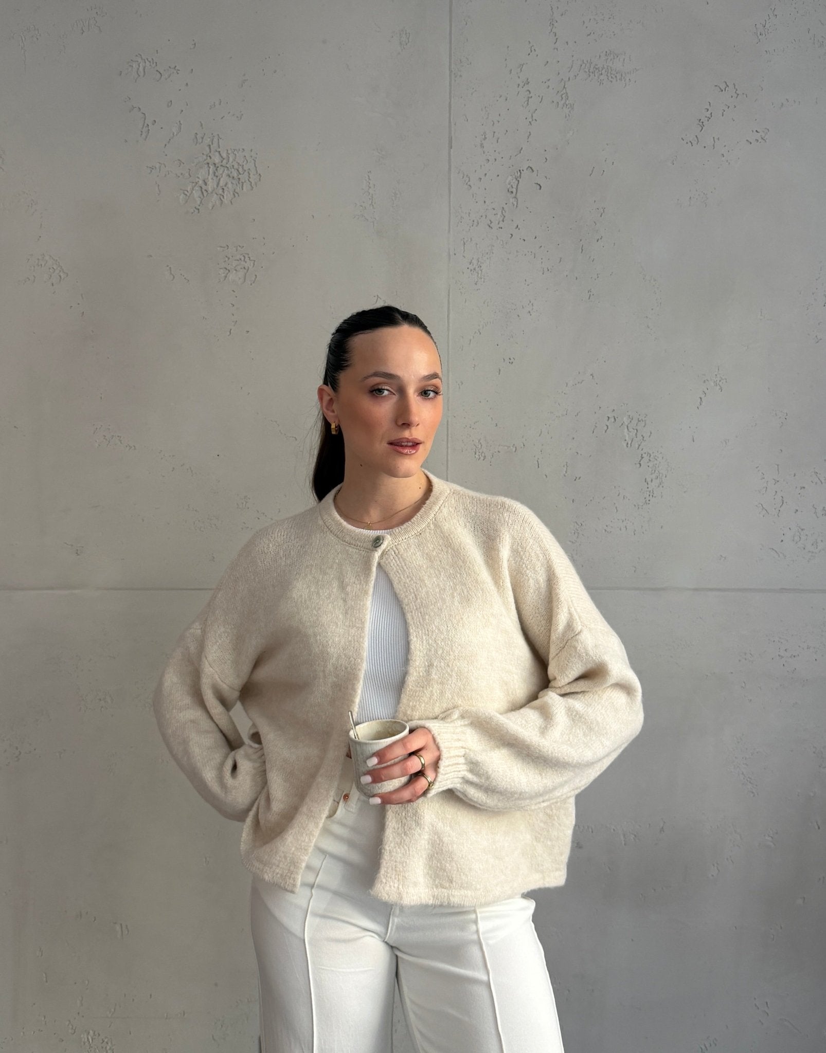 Strickjacke mit einem Knopf und weitem Arm - Switch - Fashion
