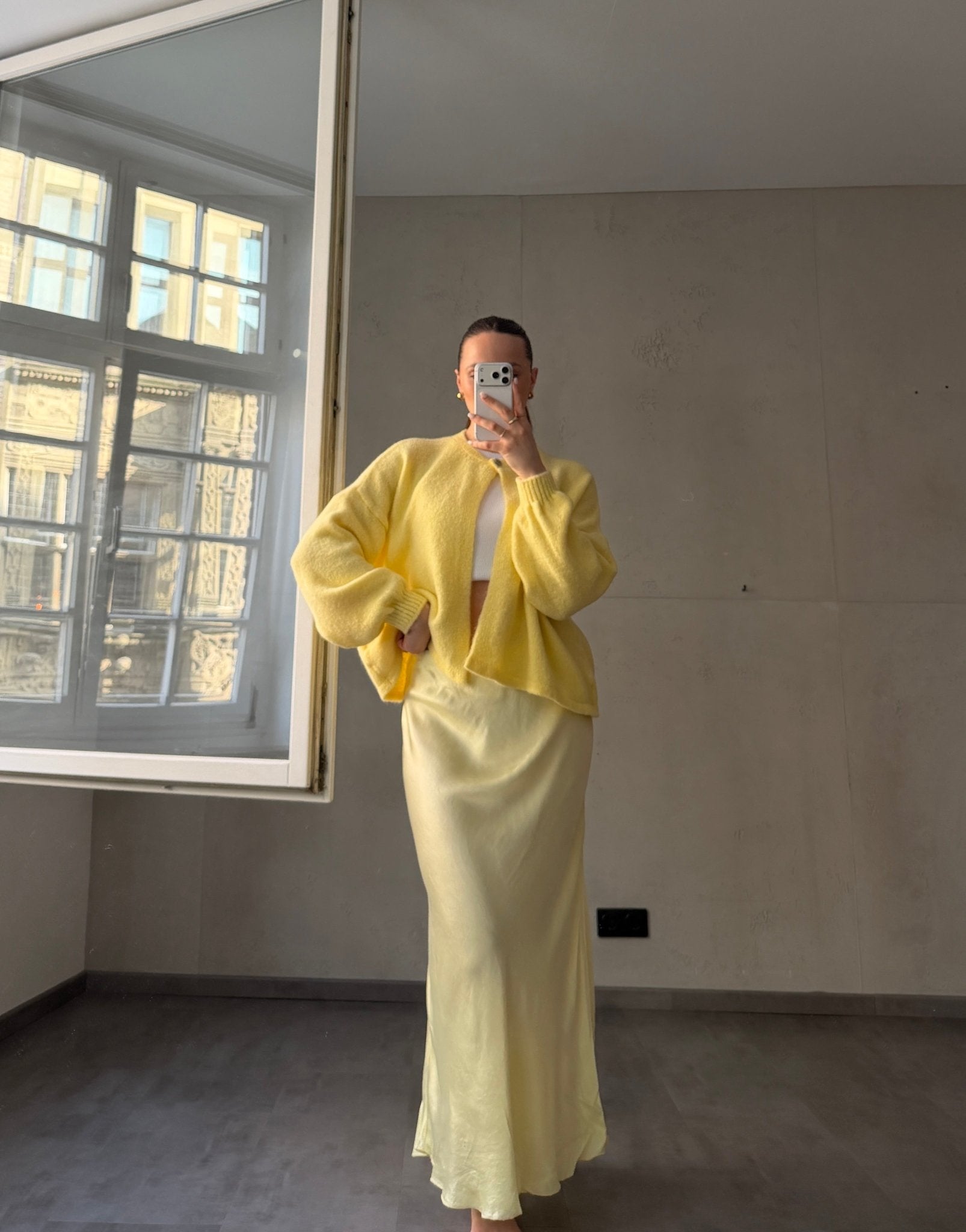 Strickjacke mit einem Knopf und weitem Arm - Switch - Fashion