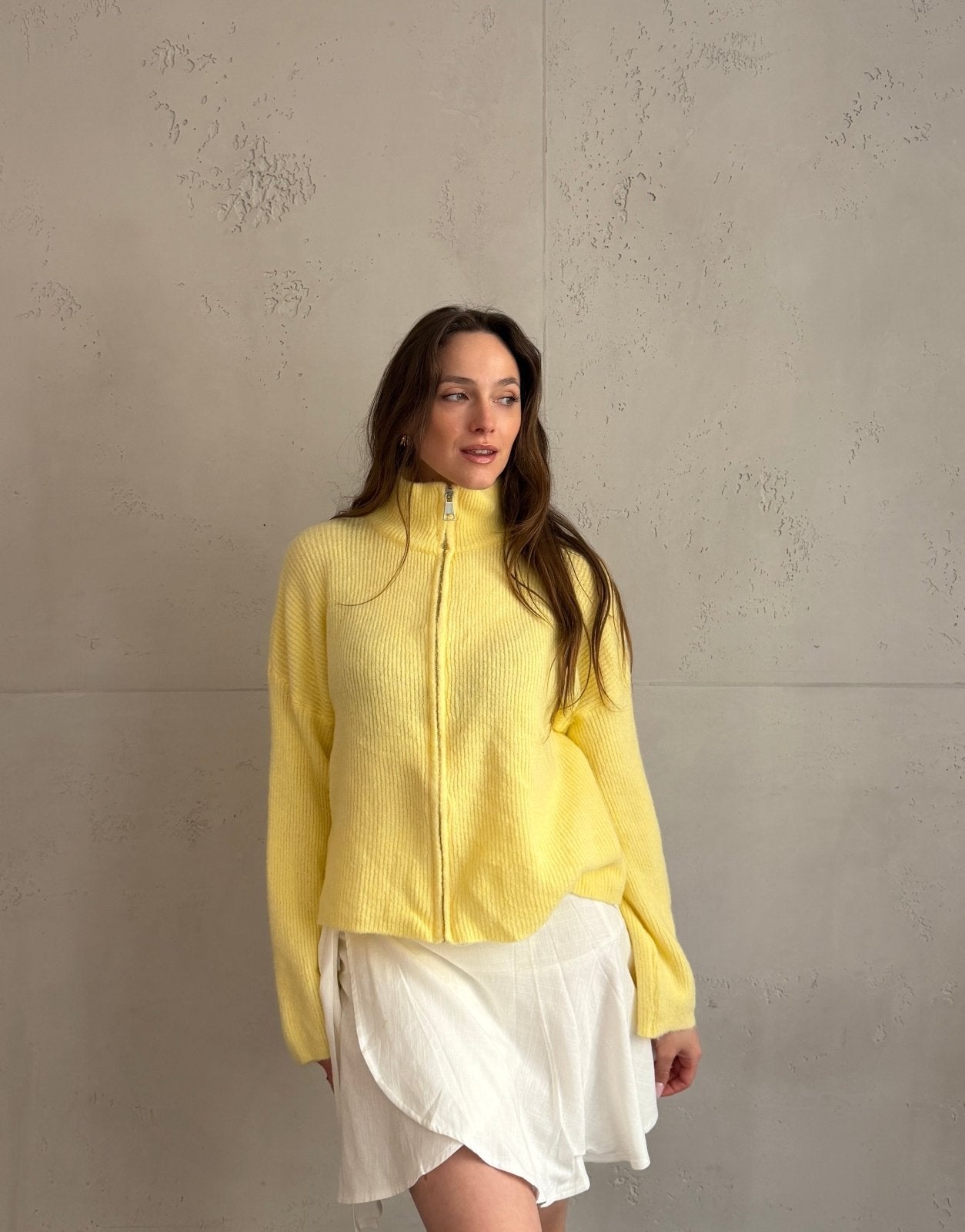 Strickjacke "Uni" mit Reißverschluss und Stehkragen - Switch - Fashion