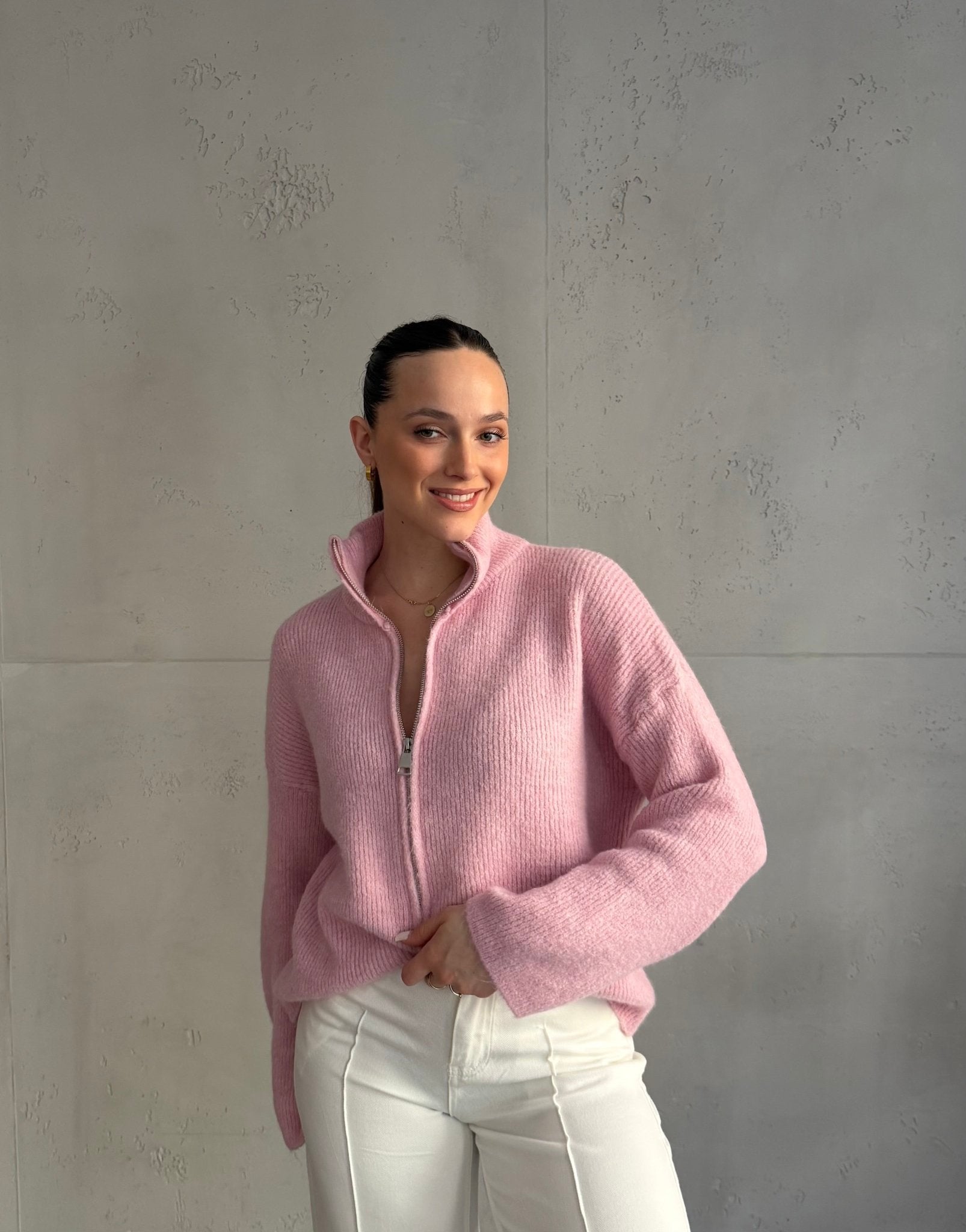 Strickjacke "Uni" mit Reißverschluss und Stehkragen - Switch - Fashion