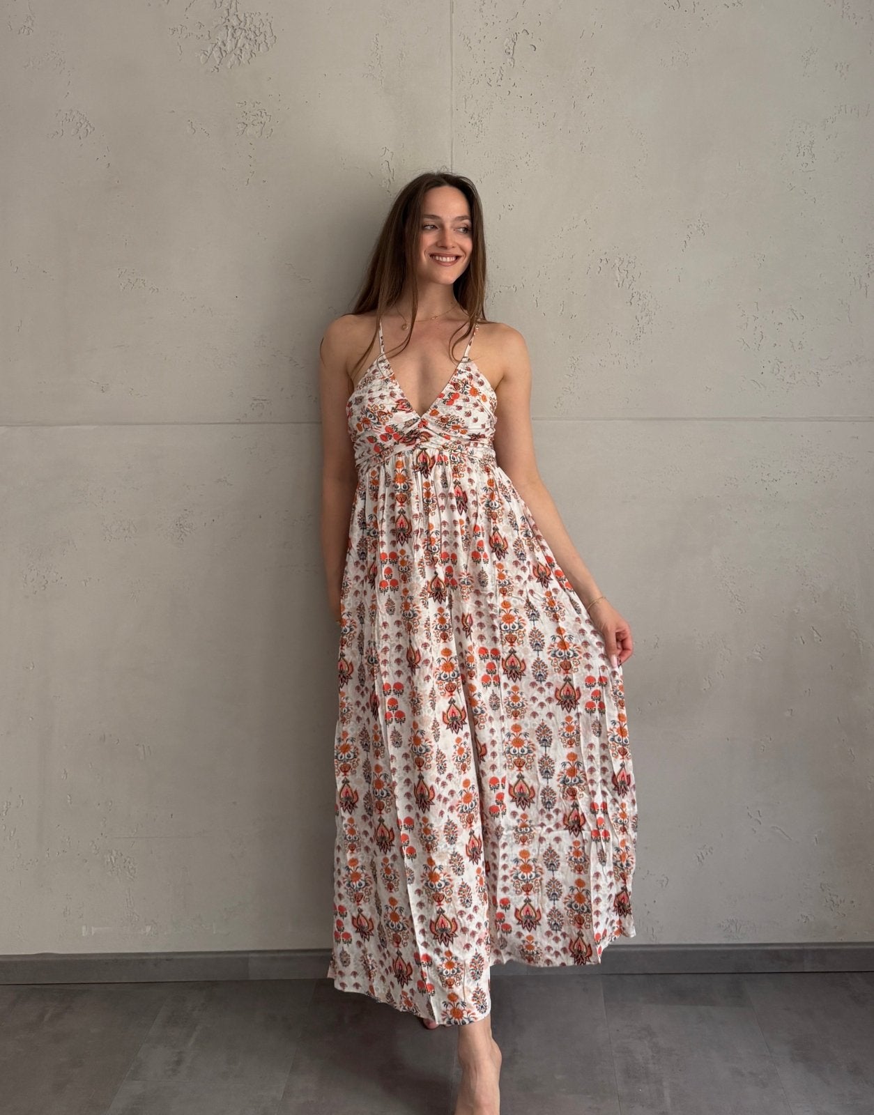 Viskose Blumenkleid mit Spaghettiträgern – Blumenmuster in Orangetönen - Switch - Fashion