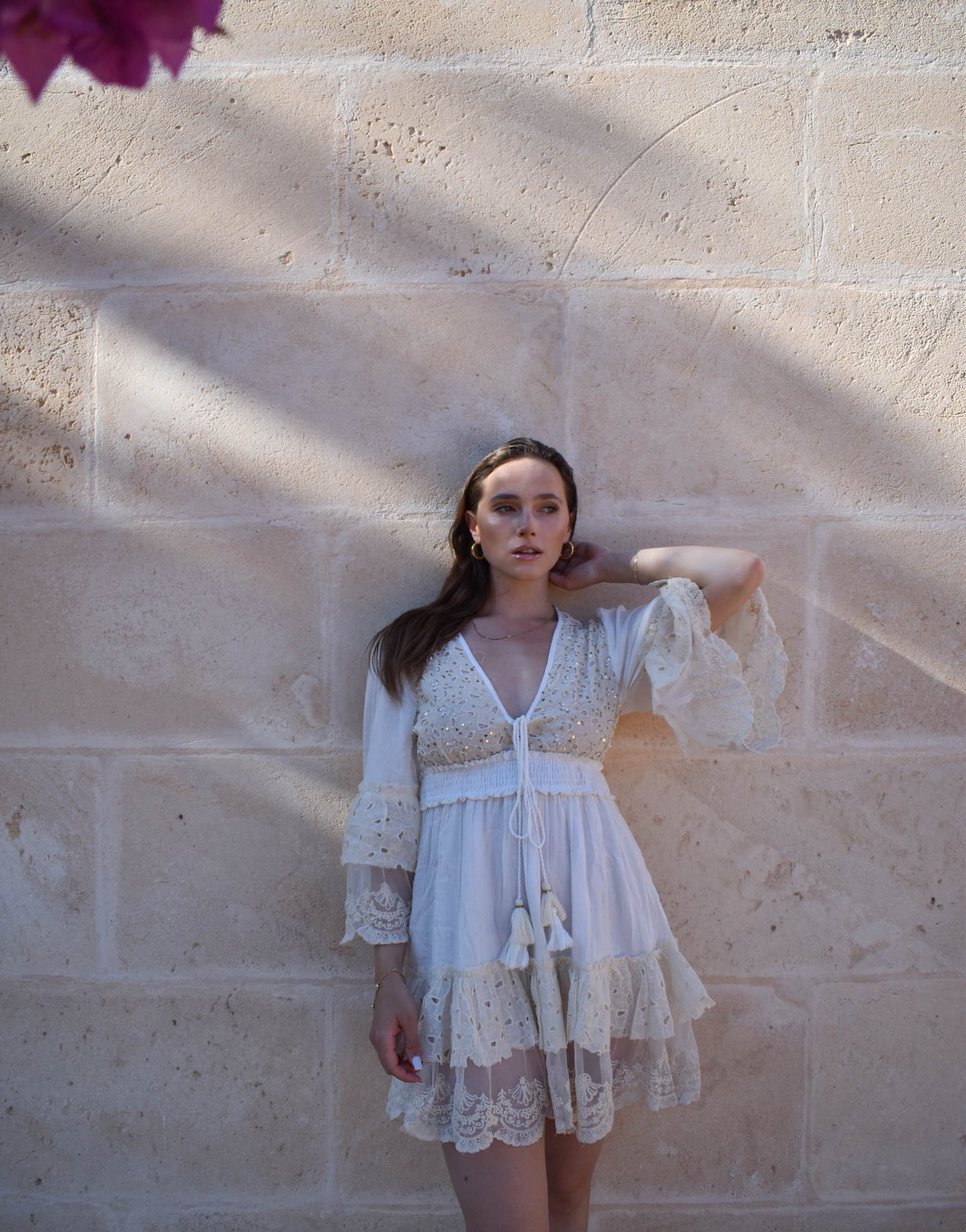 Boho Kleid mit Spitzendetails und Schnürung