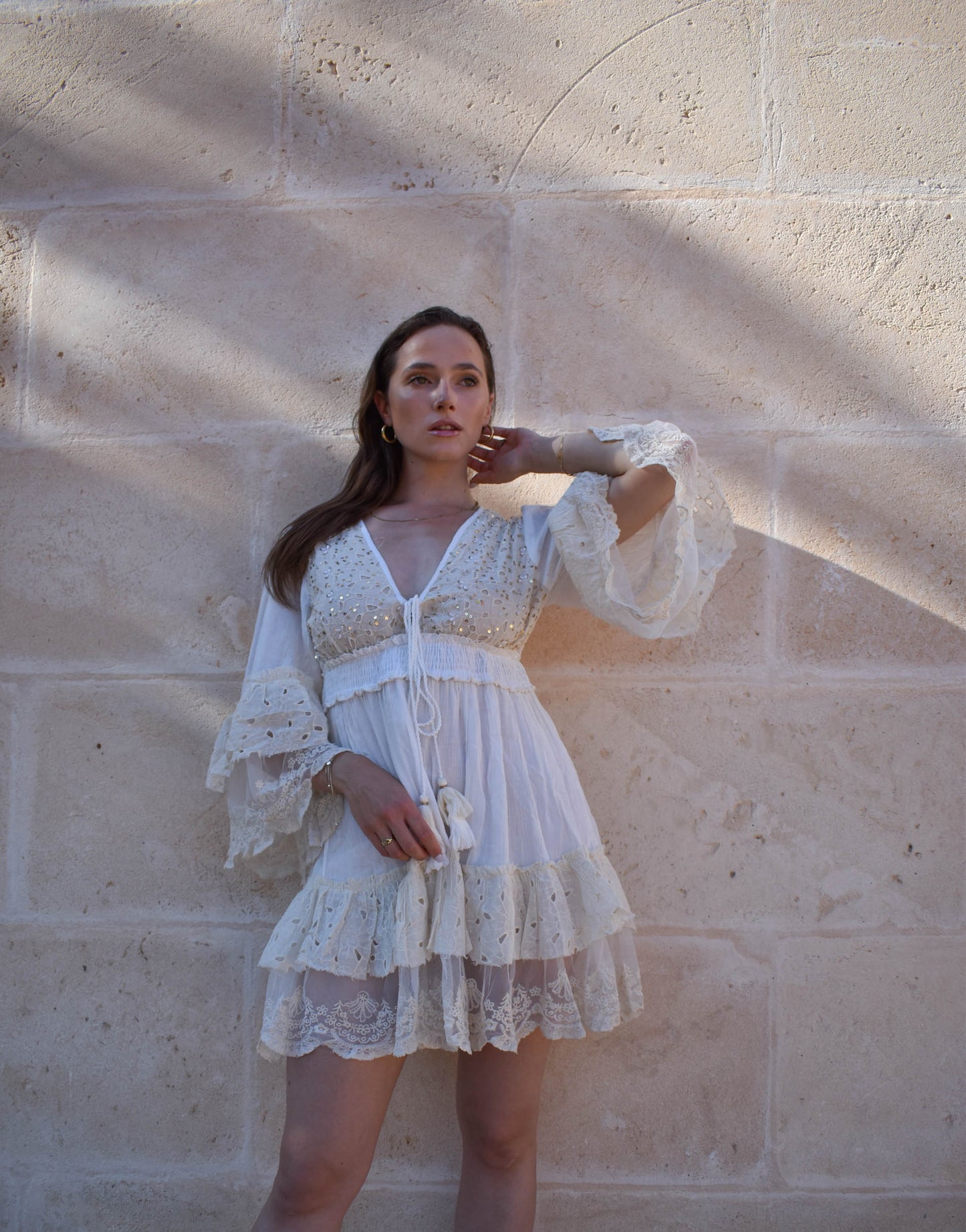 Boho Kleid mit Spitzendetails und Schnürung