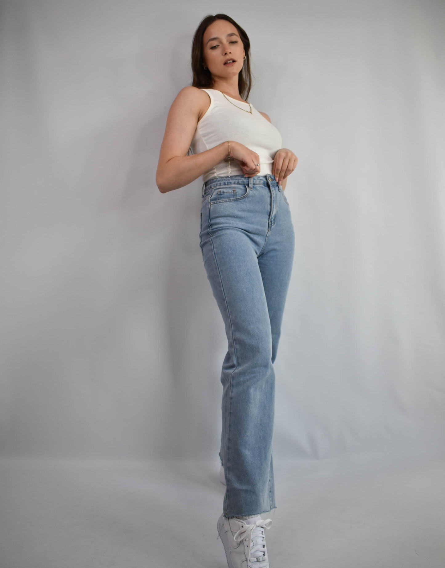 Gerade geschnittene Hose in Jeans und Weiß