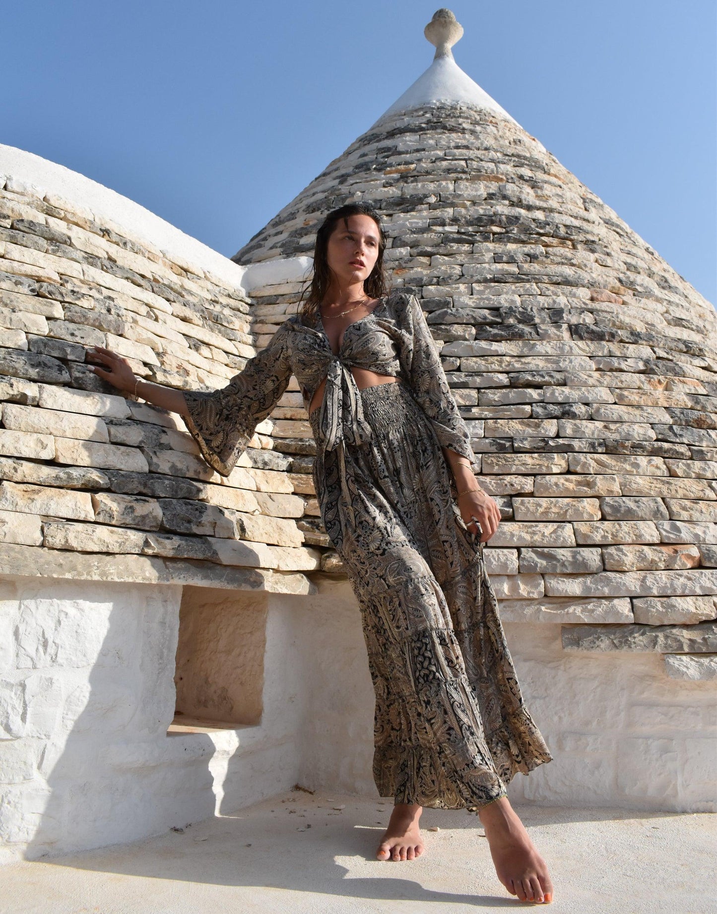 Set bestehend aus cropped Oberteil zum Binden und Rock mit Paisleymuster - Switch-Fashion