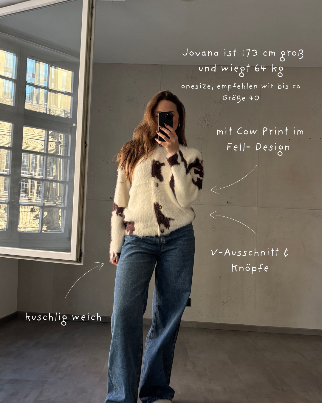 Cow-Strickjacke mit Knöpfen & Rundhals