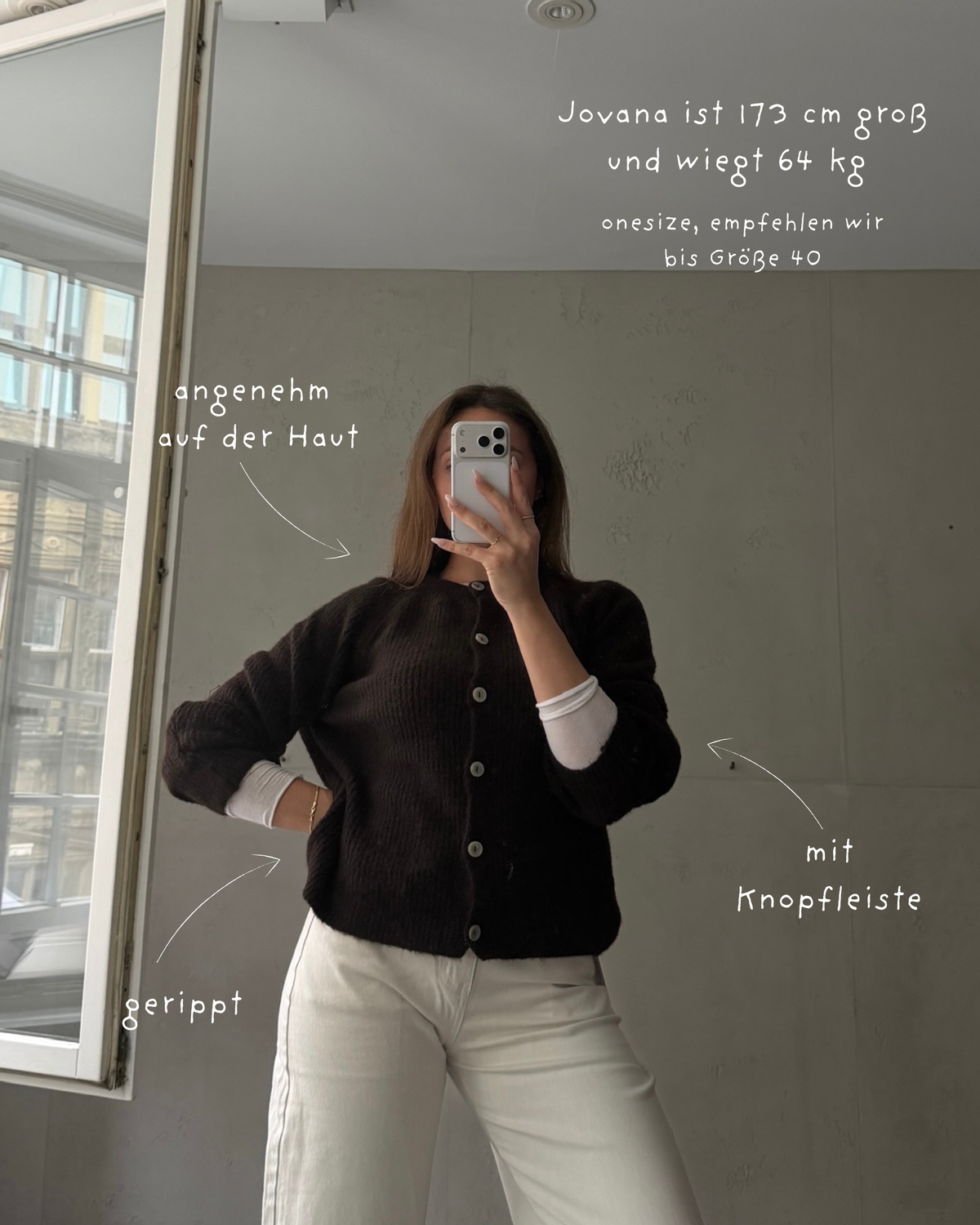 Gerippte Strickjacke mit Knopfleiste