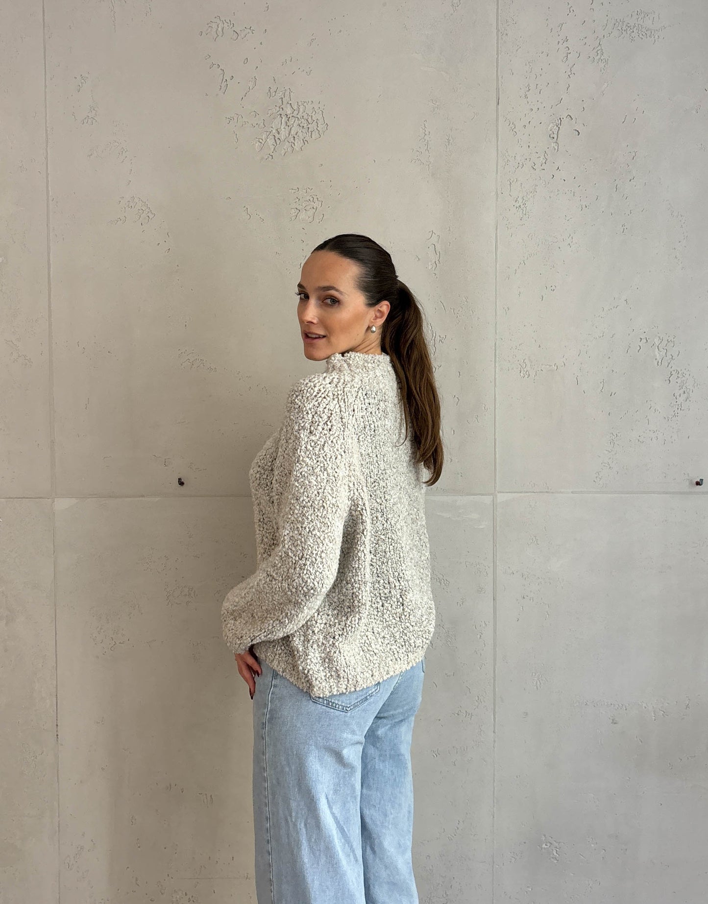 Boucle Pullover mit Stehkragen