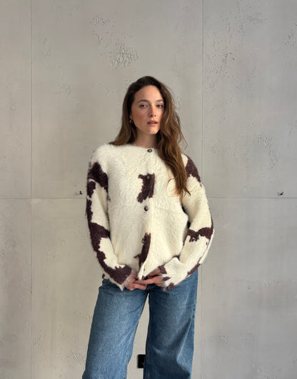 Cow-Strickjacke mit Knöpfen & Rundhals