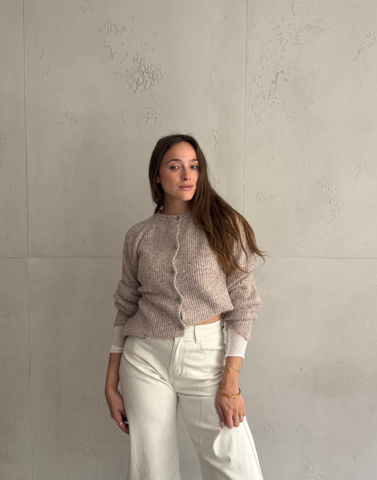 Gerippte Strickjacke mit Knopfleiste
