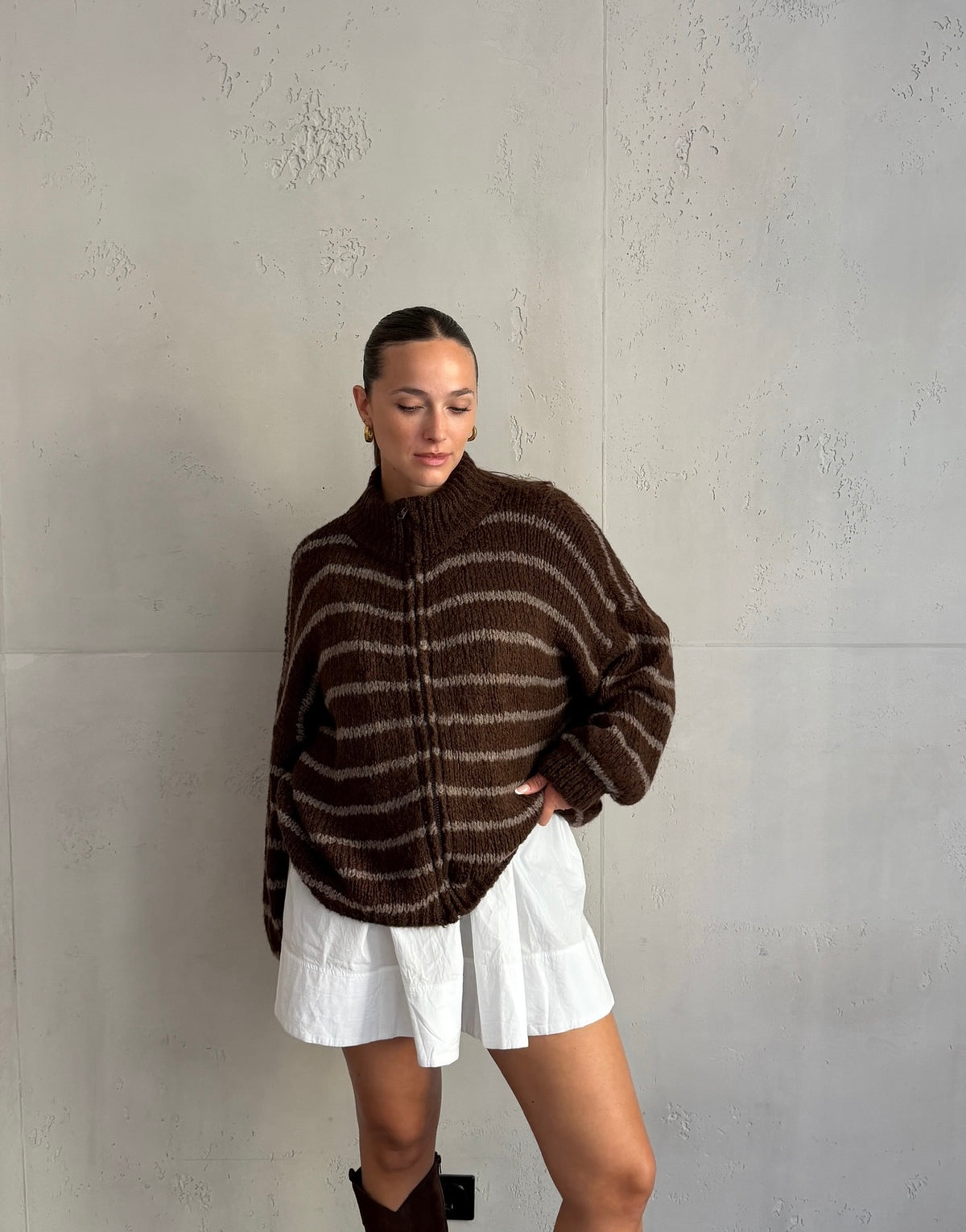 Lange Strickjacke mit Stehkragen und Zip