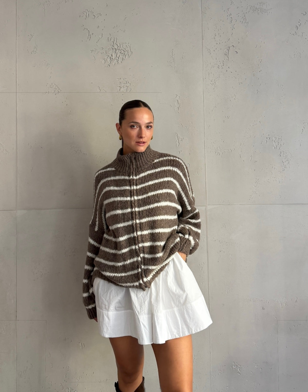 Lange Strickjacke mit Stehkragen und Zip
