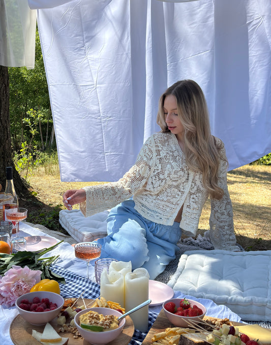 Kurze Häkeljacke mit Flowerdetails aus Baumwolle