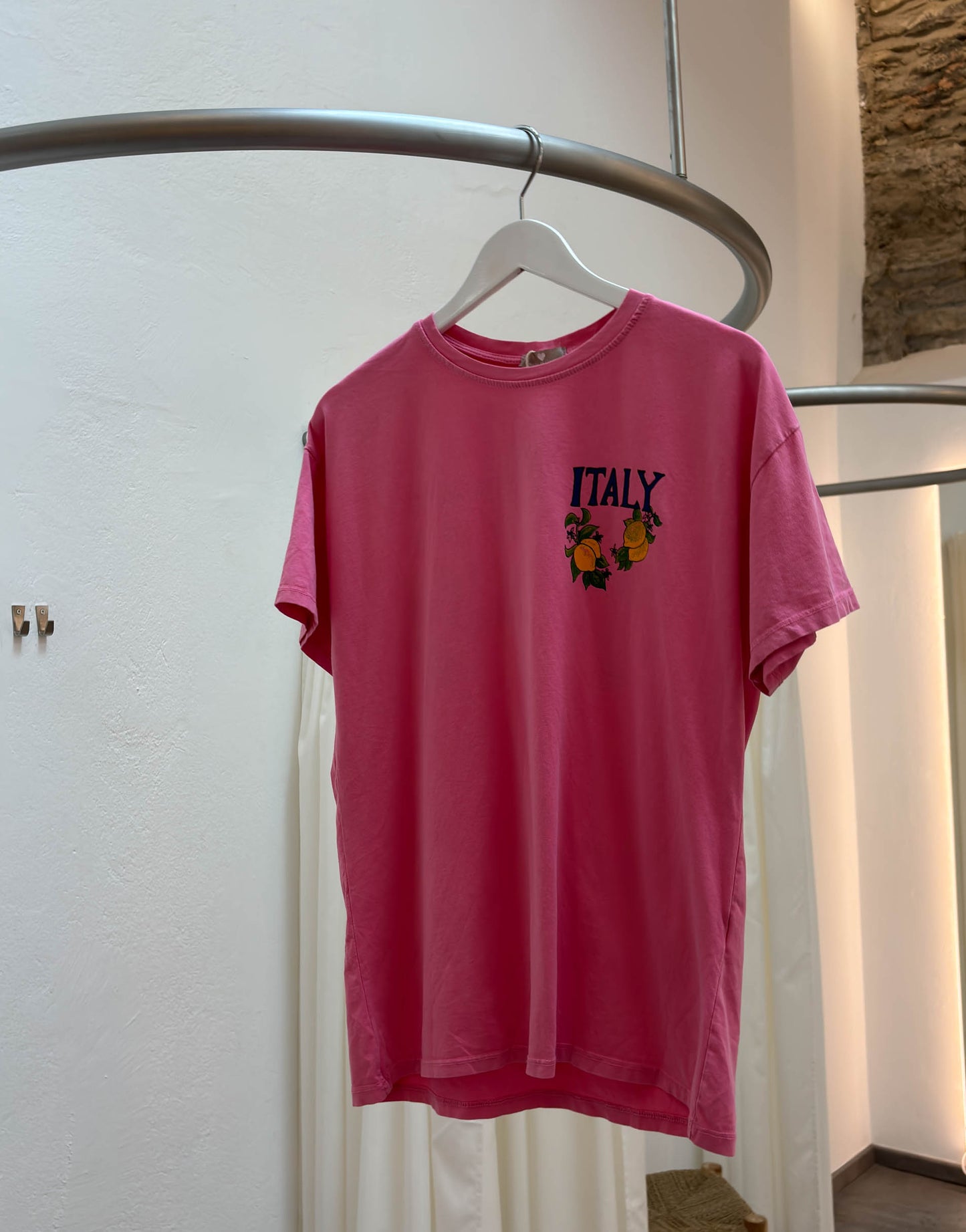  pinkes T-Shirt mit Italy Druck 