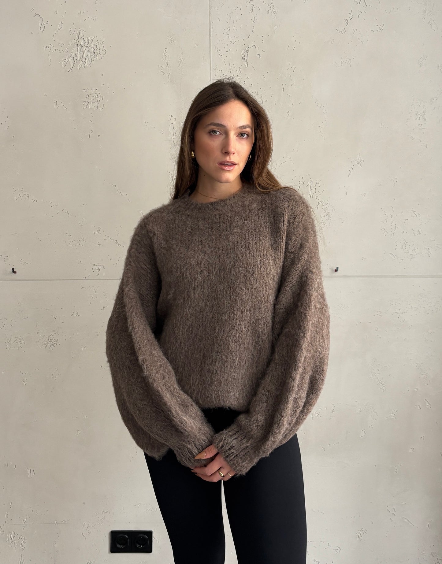 Kuschel-Pullover – Oversize mit weitem Ärmel & Bund