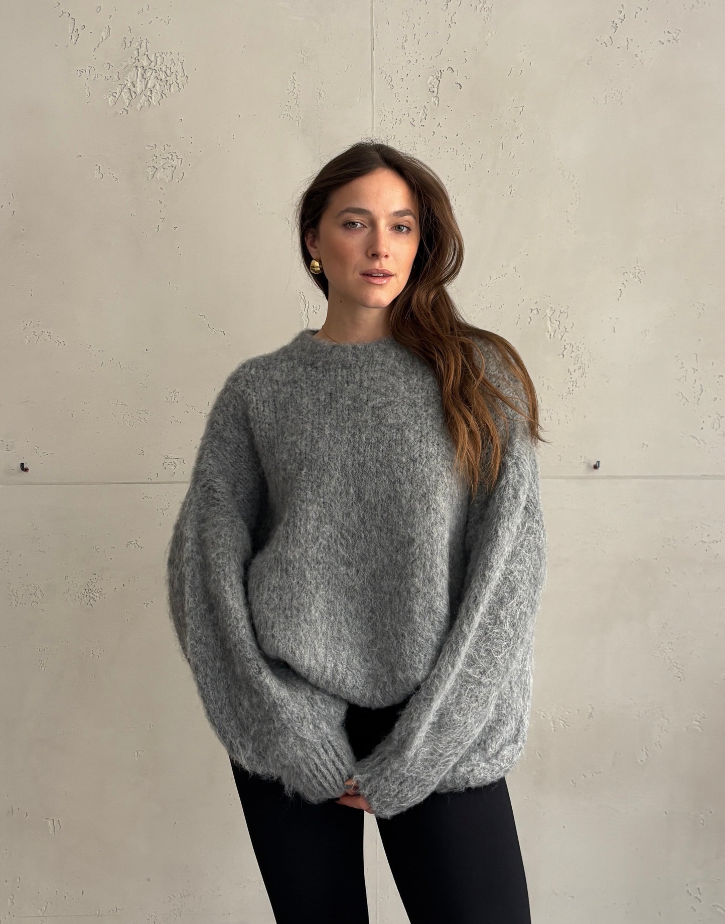 Kuschel-Pullover – Oversize mit weitem Ärmel & Bund