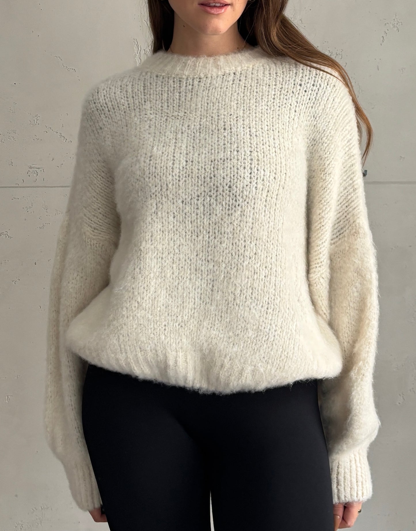 Kuschel-Pullover – Oversize mit weitem Ärmel & Bund