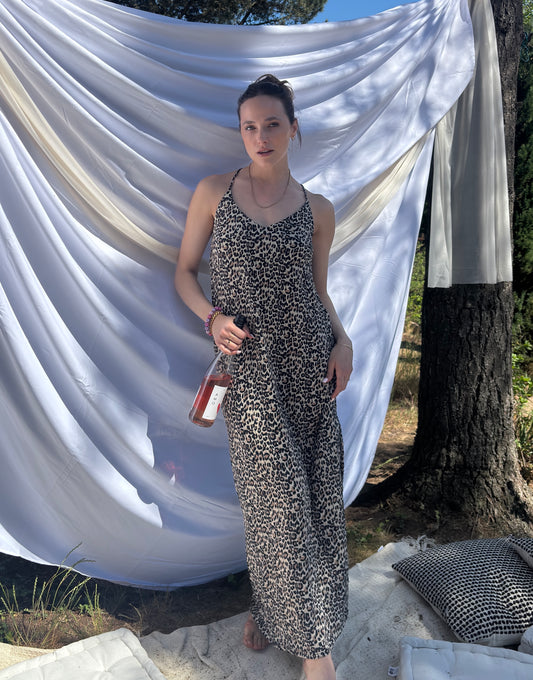 Leo Maxi-Kleid aus Kreppstoff mit Spaghettiträgern