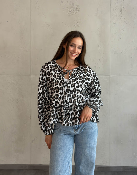 Musselin Bluse mit Leoprint und Schleifen