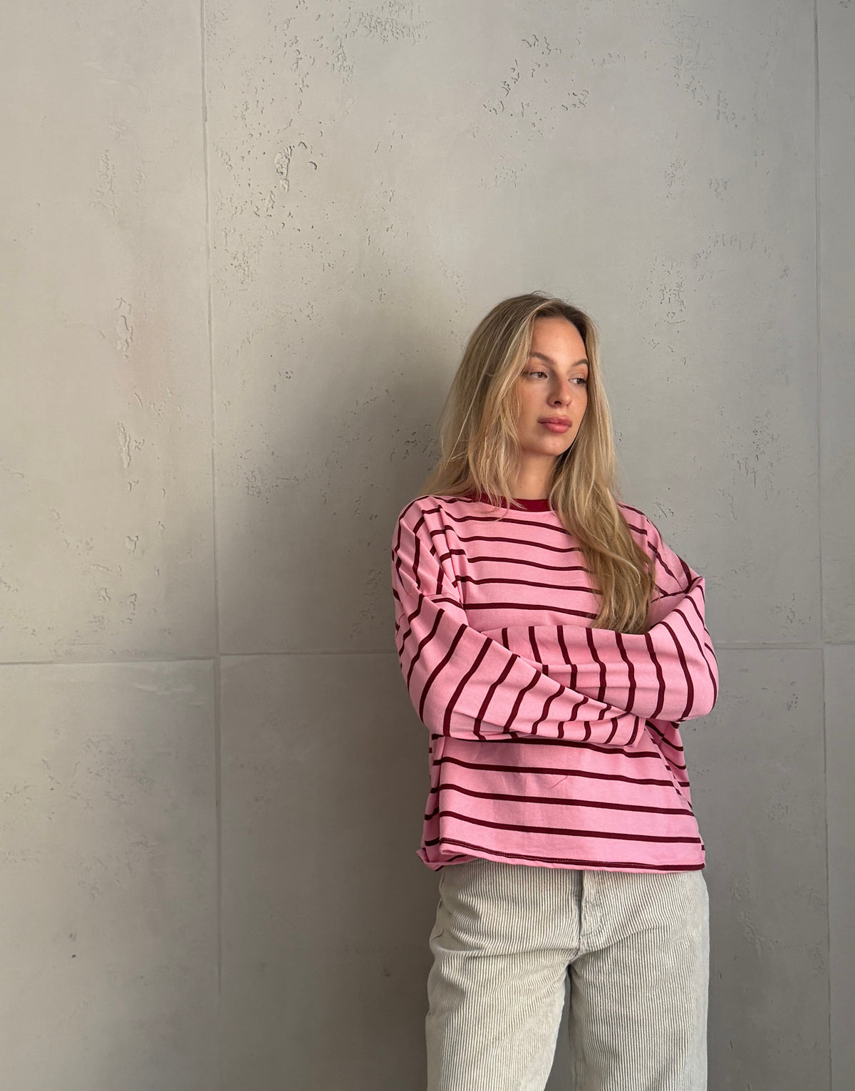 Zweifarbig gestreiftes Longsleeve