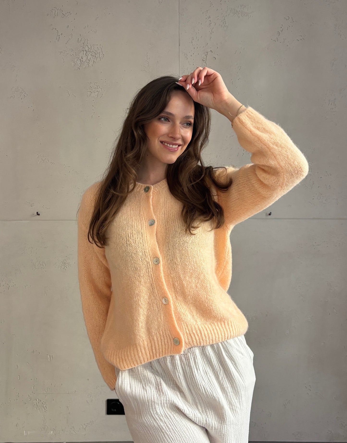 Mohair Strickjacke mit Rundhals