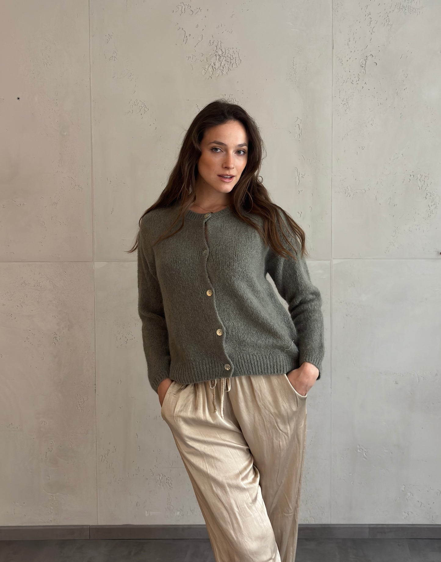 Mohair Strickjacke mit Rundhals