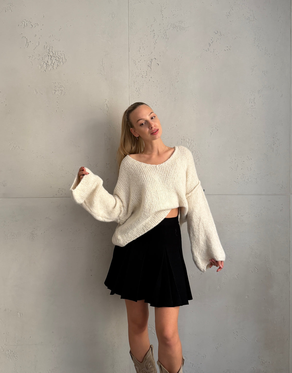 Oversize Pullover mit V-Ausschnitt