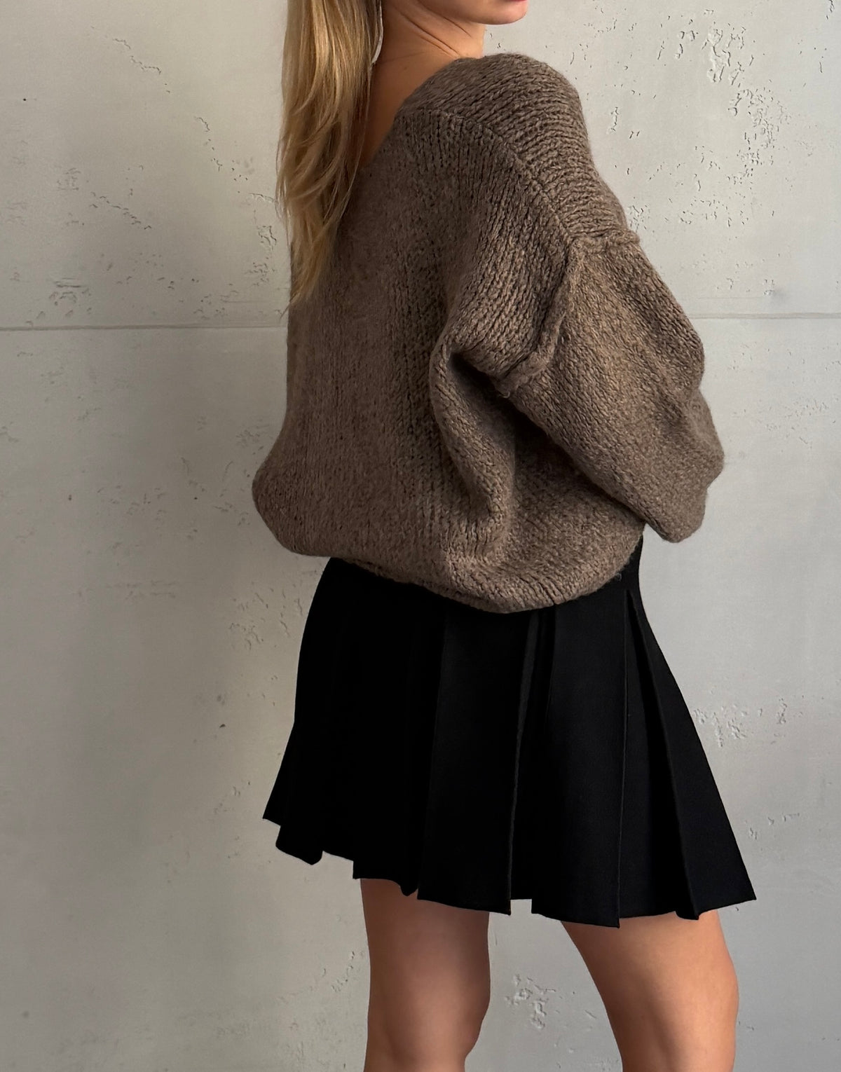 Oversize Pullover mit V-Ausschnitt