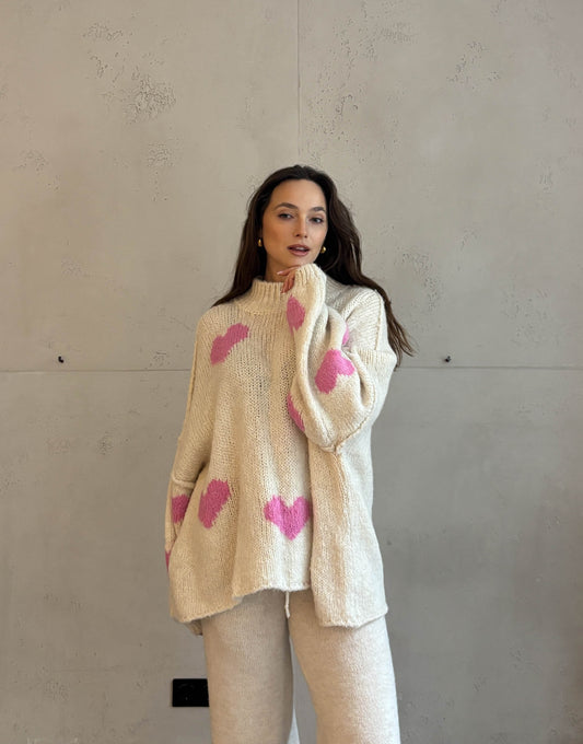 Kuscheliger Oversize Pullover mit Herzen