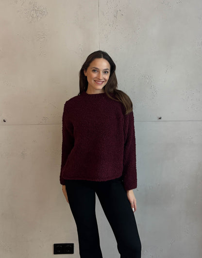 Schmaler Boucle Pulli