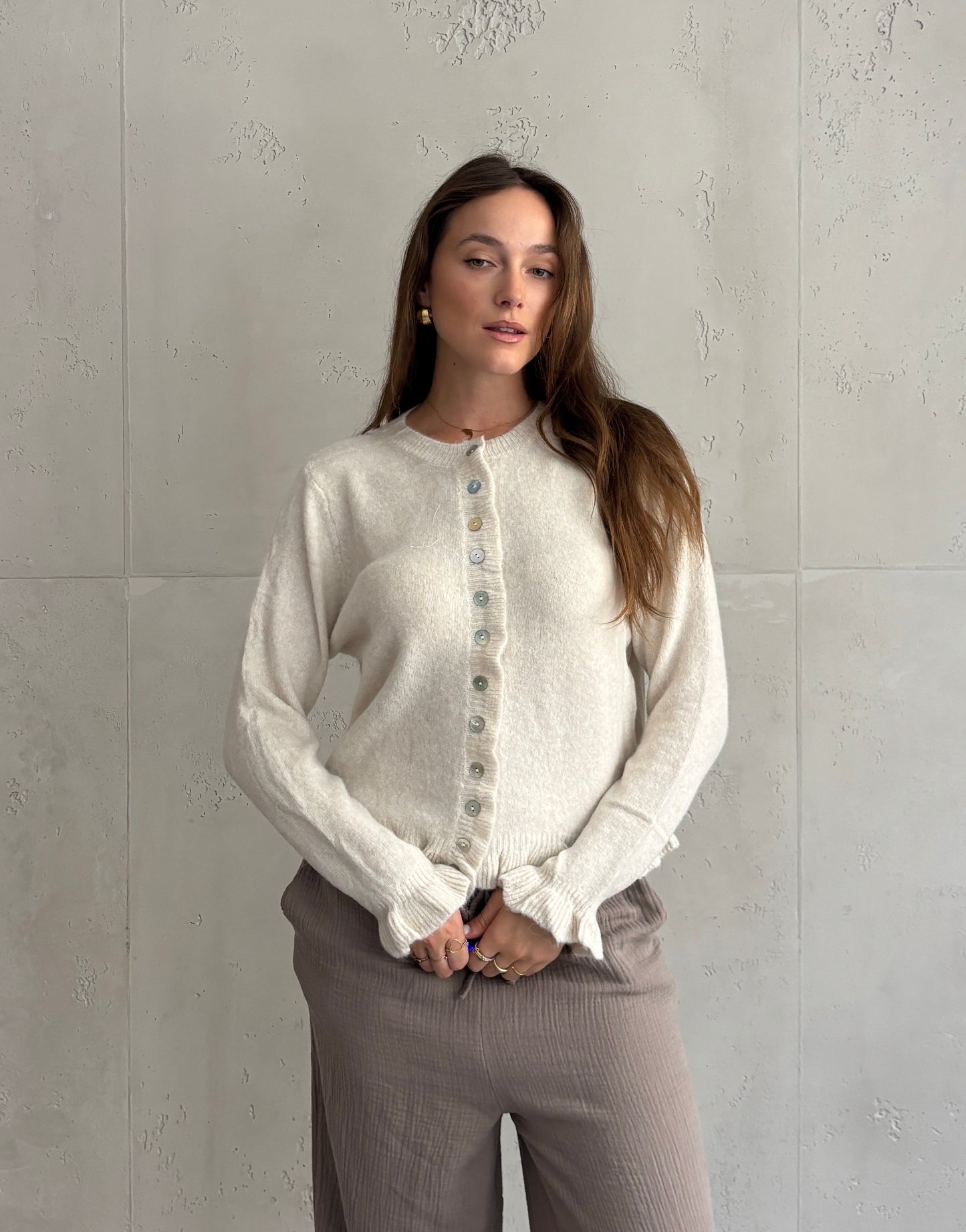 Rüschen-Strickjacke