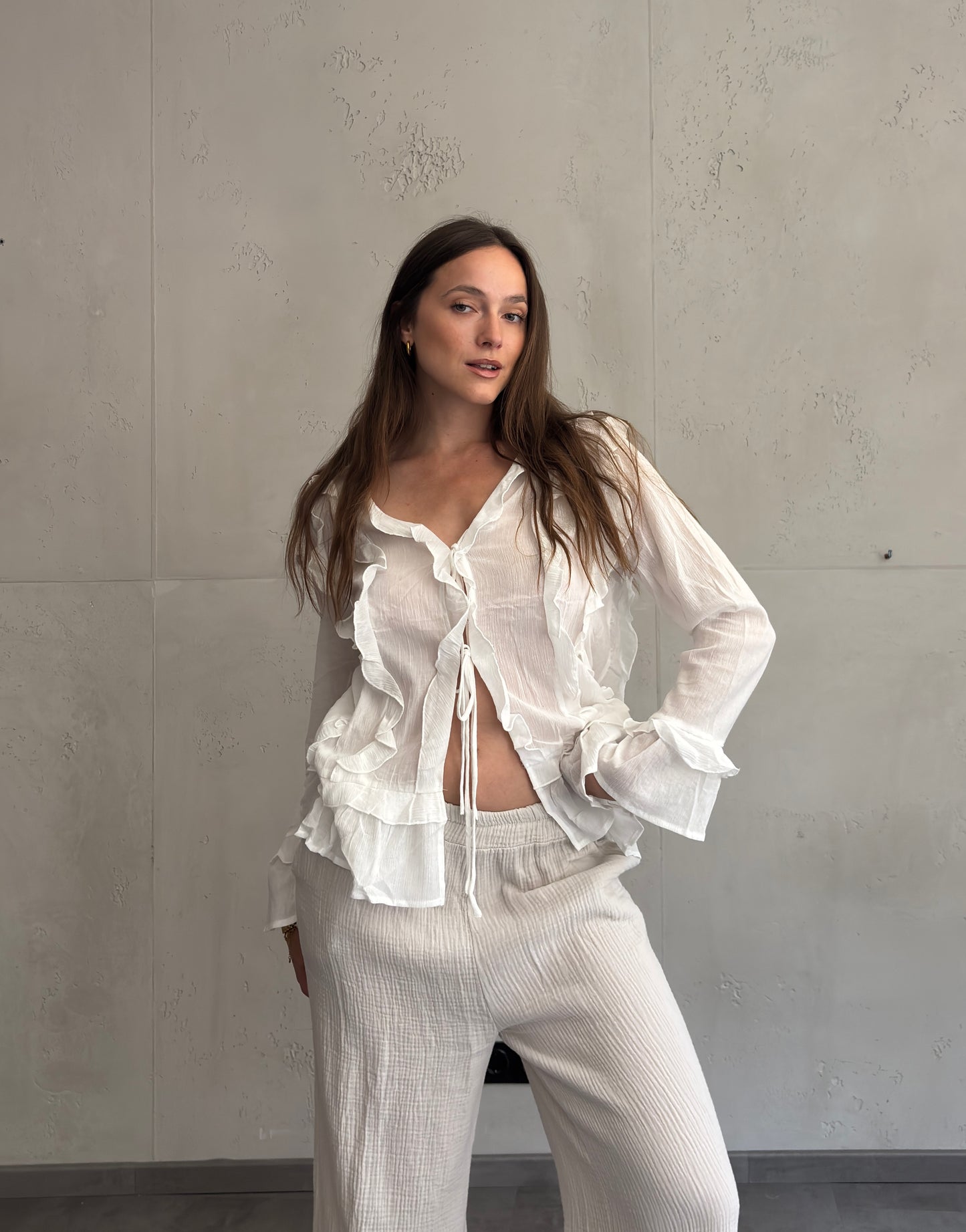 Rüschen-Longsleeve-Bluse zum Zubinden