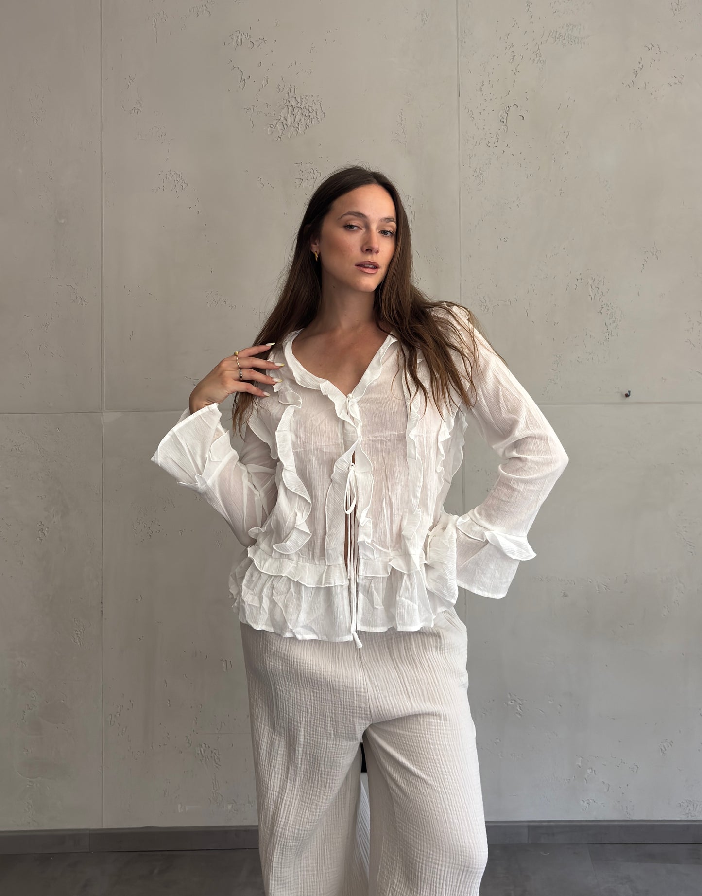 Rüschen-Longsleeve-Bluse zum Zubinden