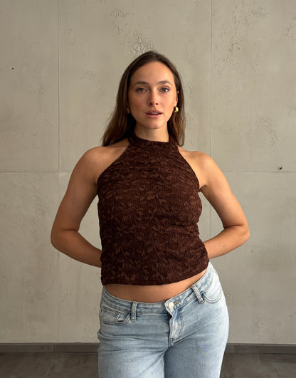 Neckholder Top – Coffee mit dezentem Flower-Detail