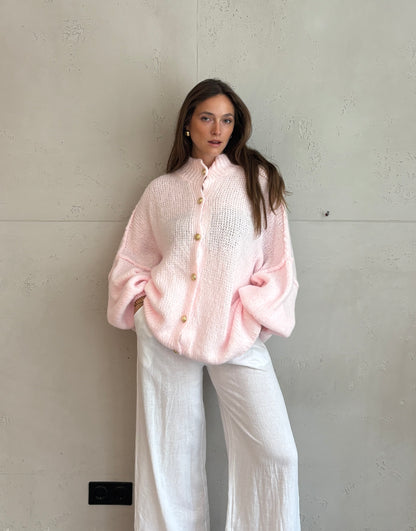 Oversize Strickjacke mit Knöpfen