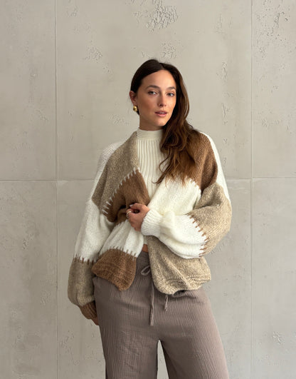 Strickjacke mit Kontrastnaht - Colorblock in Weiß · Beige · Braun