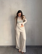 Ausgestellte Hose in Spitzenoptik mit Innenhose - Switch - Fashion