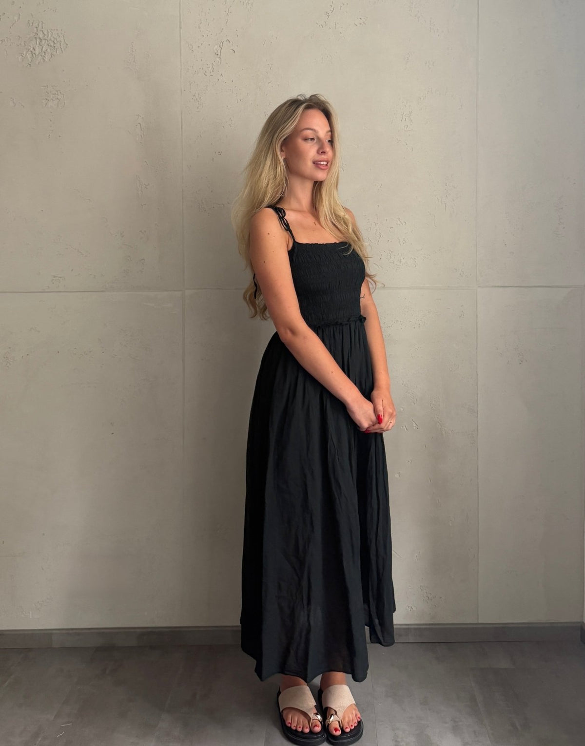 Baumwoll Maxikleid mit Bindeträgern – Der Gummizug macht den Unterschied - Switch-Fashion