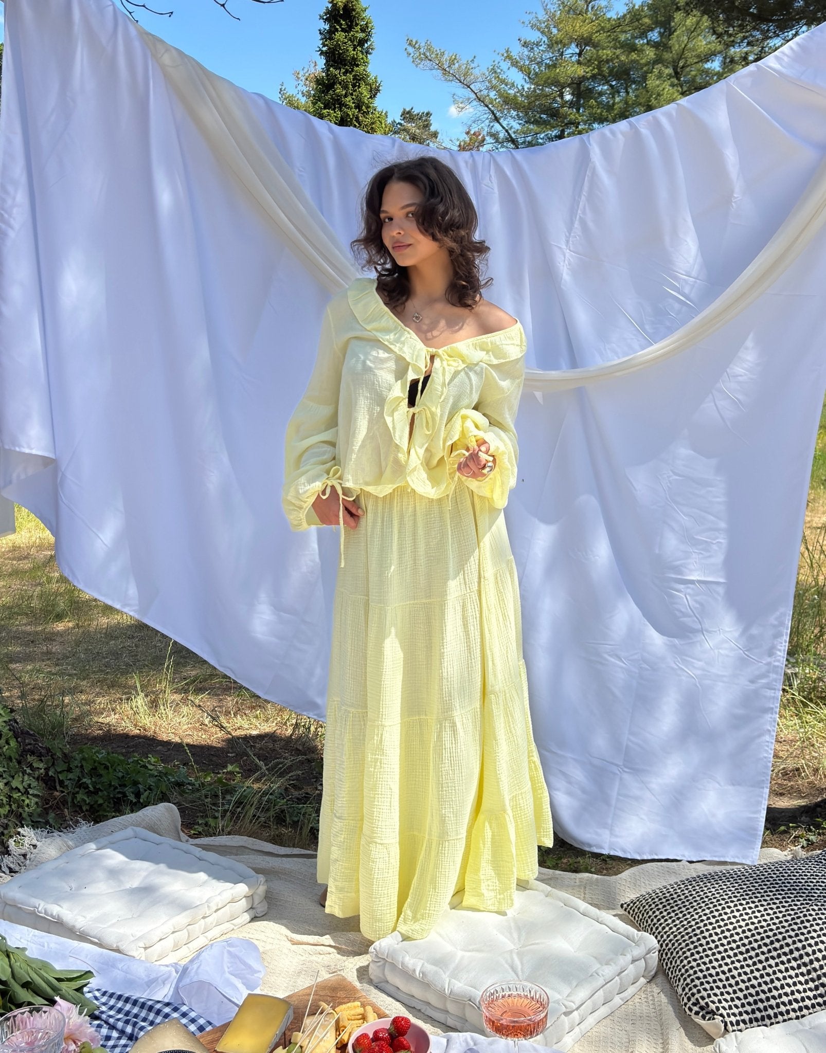 Baumwoll Rüschenbluse mit Ärmeln zum Binden – Bestseller in Weiß,Gelb, Beige und Pink - Switch - Fashion