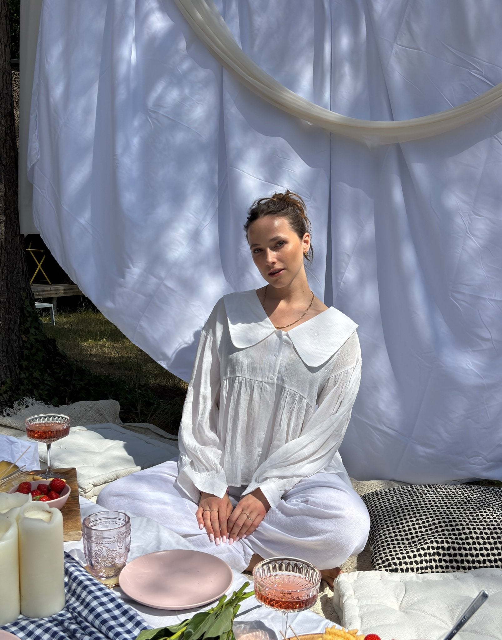 Bluse mit 80s - Kragen und Knopfleiste - Switch - Fashion