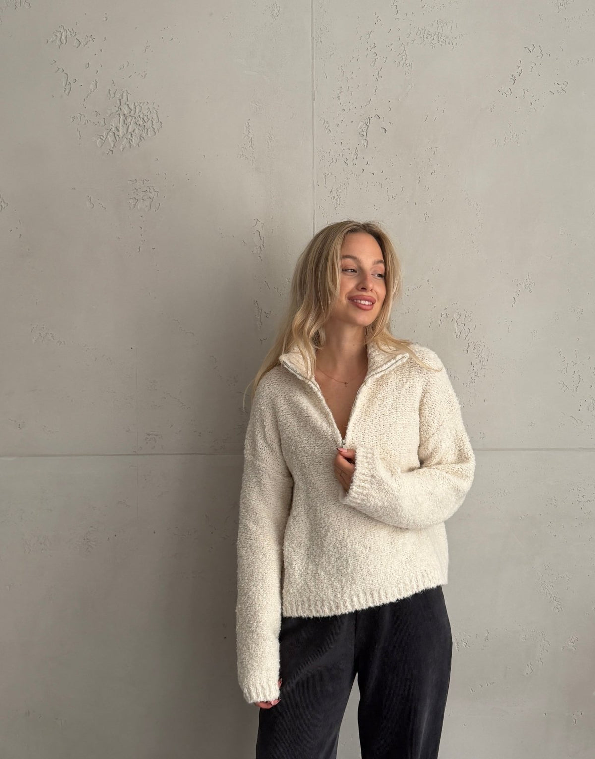 Boucle Pullover mit Stehkragen - Switch-Fashion