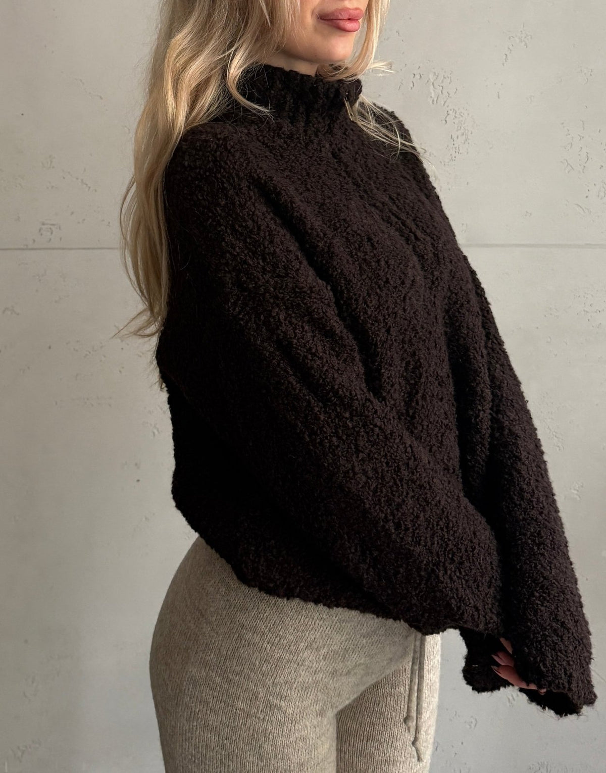 Boucle Pullover mit Stehkragen - Switch-Fashion