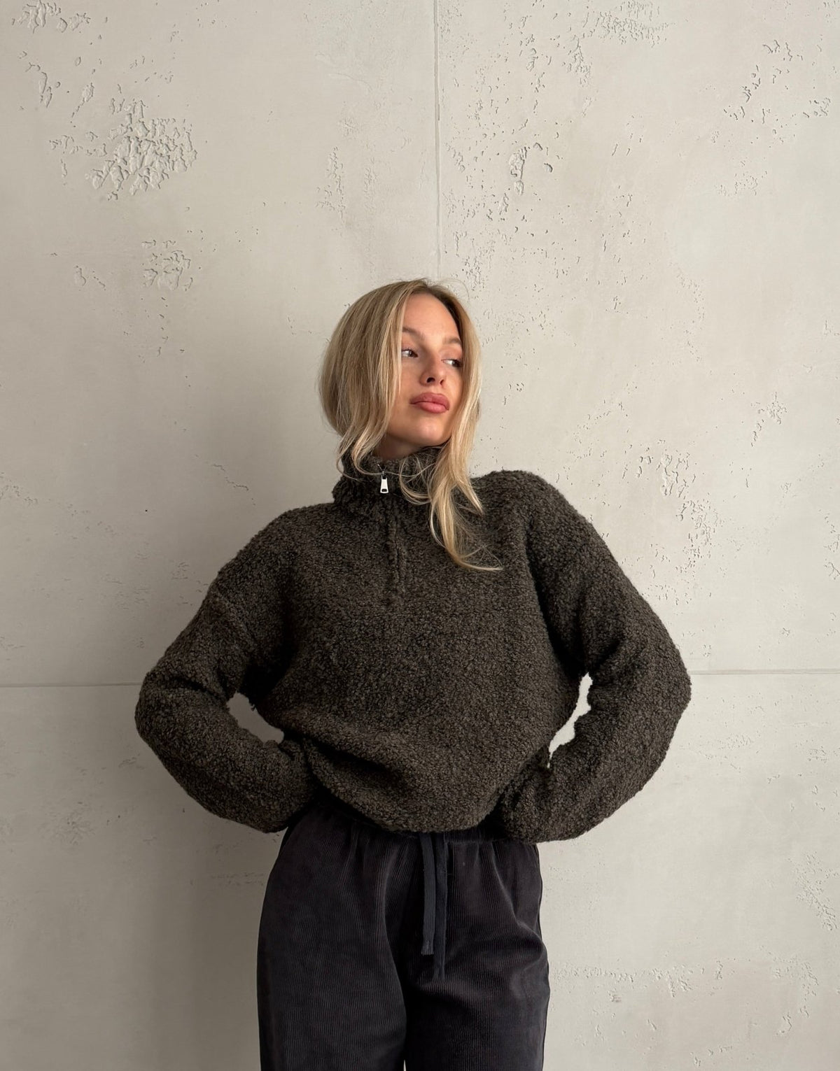 Boucle Pullover mit Stehkragen - Switch-Fashion