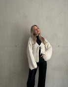 Bouclé Strickjacke mit Schleife - Switch - Fashion